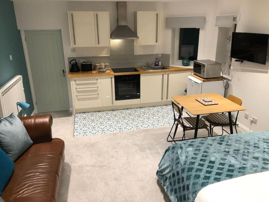 Hideaway Between Coast And Moors In A Beautiful Village Apartment Sleights Kültér fotó