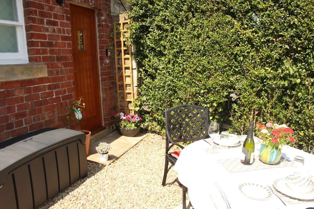 Hideaway Between Coast And Moors In A Beautiful Village Apartment Sleights Kültér fotó