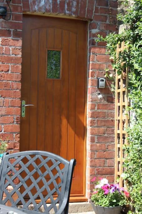 Hideaway Between Coast And Moors In A Beautiful Village Apartment Sleights Kültér fotó